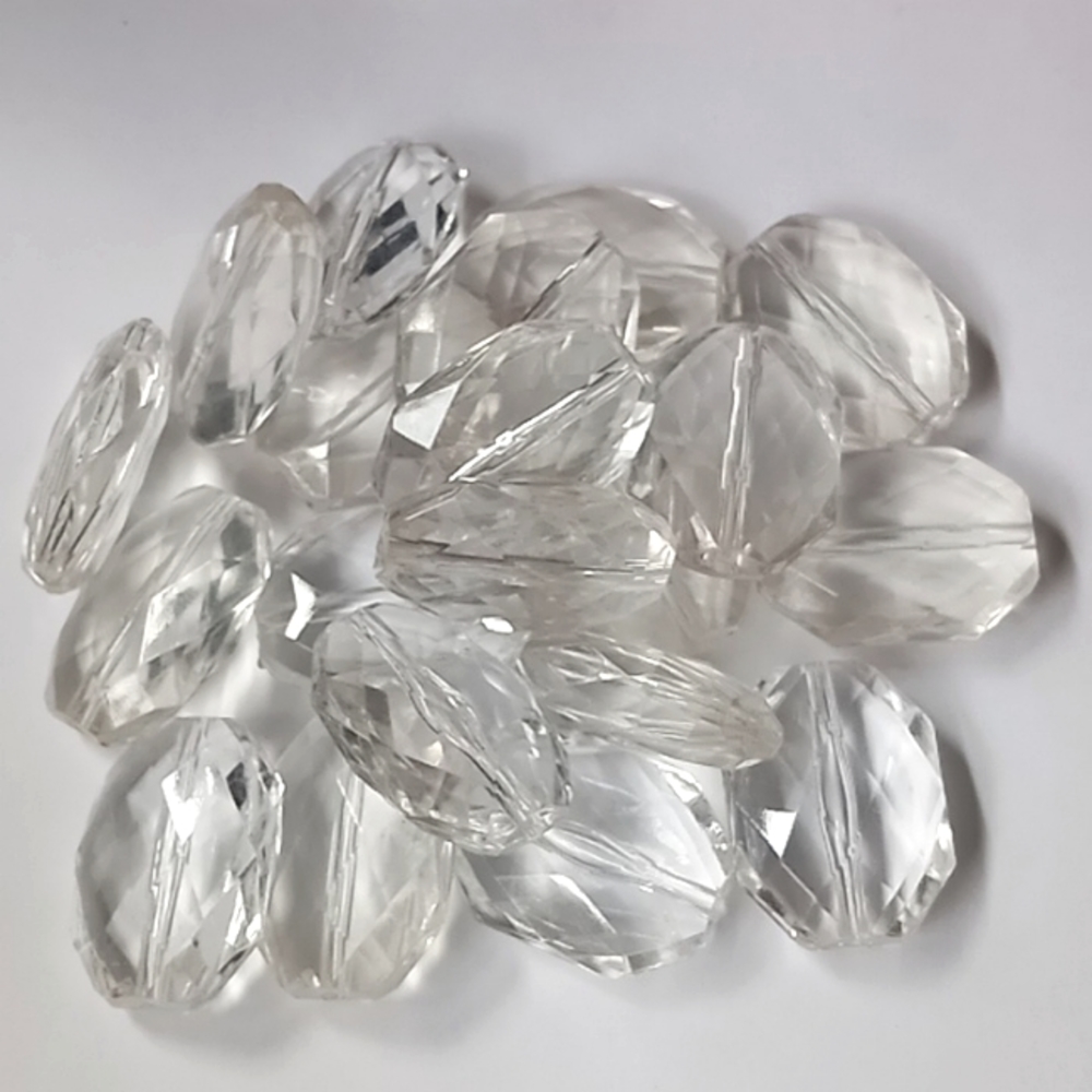 Large Clear Acrylic Chandelier Beads (20 pcs)